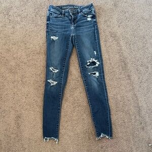 American Eagle Outfitters Women's Distressed Blue Skinny Jeans